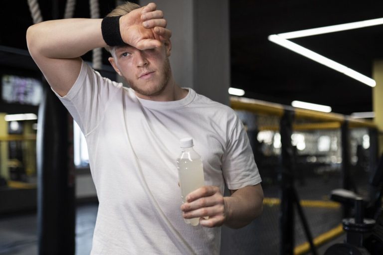 Episodio 65. ¿Cuáles ejercicios de fuerza en el gimnasio y qué suplementos son adecuados para los adolescentes? ¿Es adecuado moldear el cuerpo durante el estirón del crecimiento?